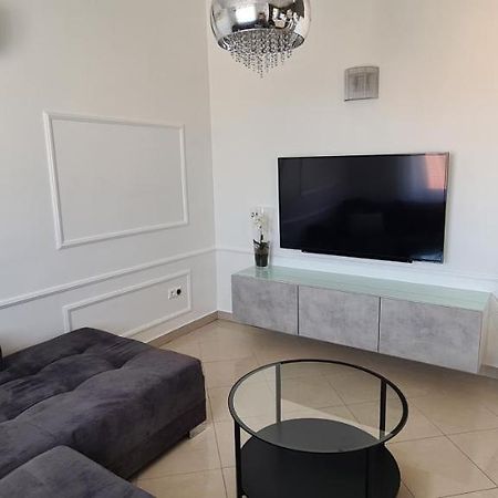Apartman Moris Malinska Luaran gambar