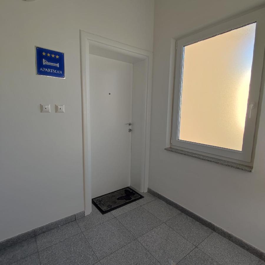 Apartman Moris Malinska Luaran gambar