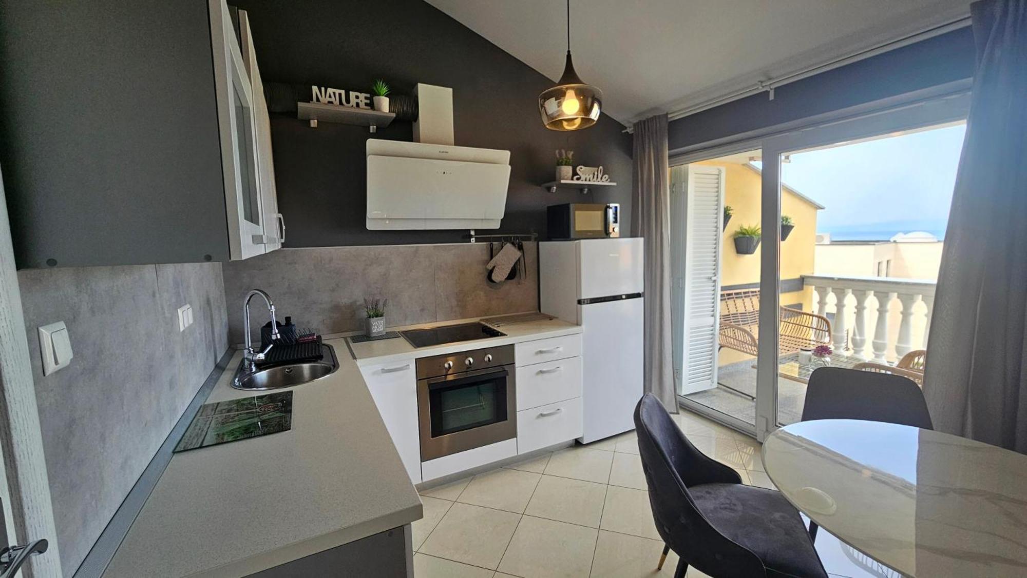 Apartman Moris Malinska Luaran gambar