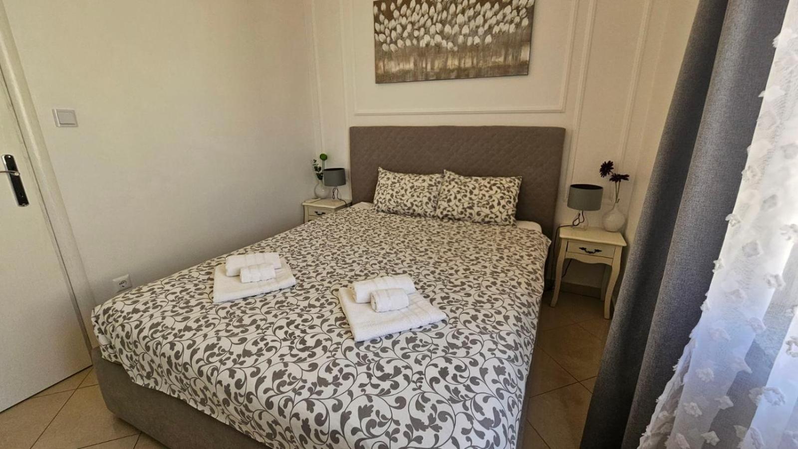 Apartman Moris Malinska Luaran gambar